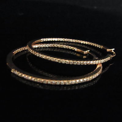 Stone hoops gold