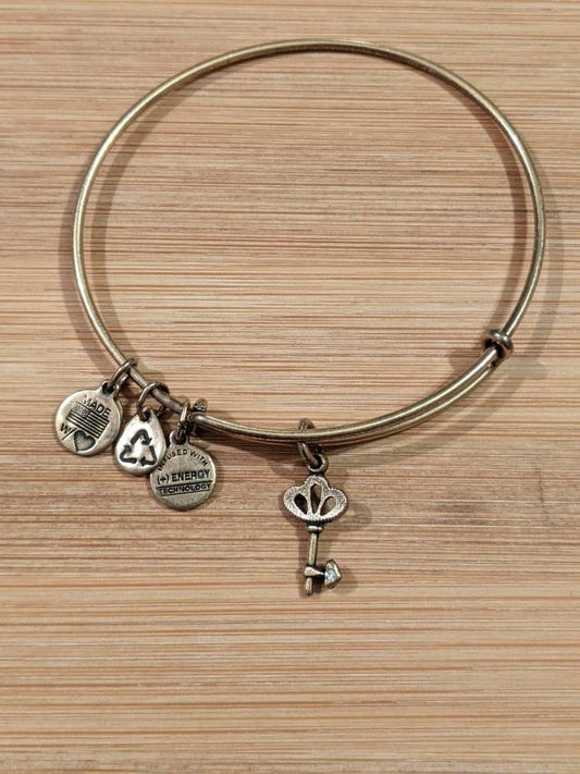 Silver charms handcuff