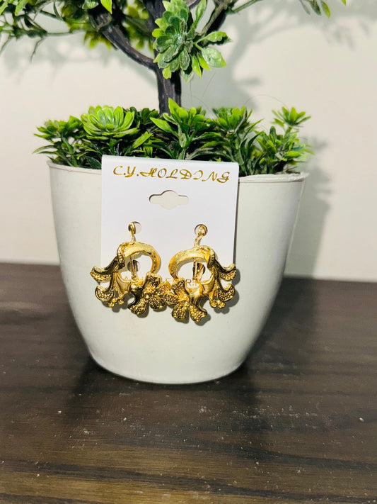 Flower Gold studs