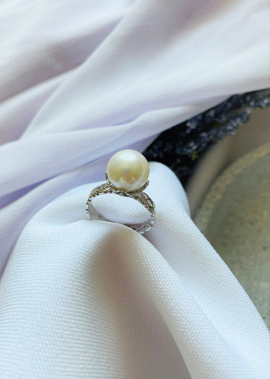 White Pearl Ring
