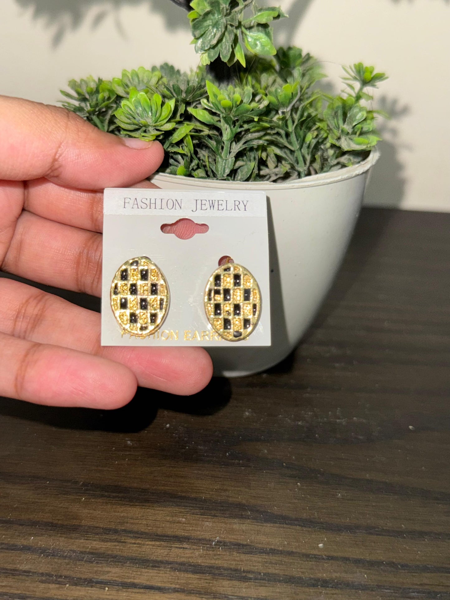 Check style Gold Studs