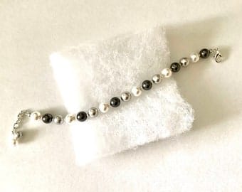 Silver black Beaded bracelet